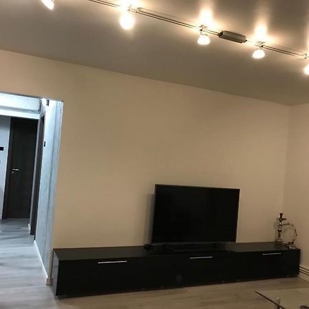 Elegant & Silver Luxury Apartament Крайова Экстерьер фото